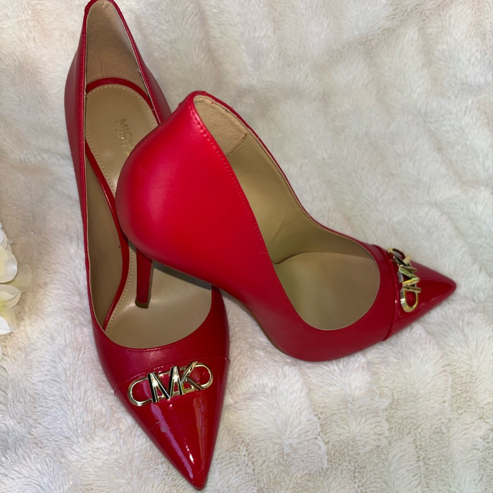 Michael Kors Red Pointed Toe Leather Pumps with Gold MK Logo size 9.5